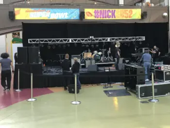 Staging services for professional events in Minnesota