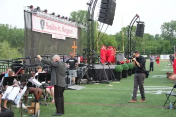 graduation stage rental minneapolis