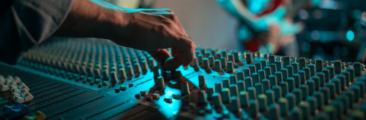 Professional Stage Lighting & Backline Gear Hire Minnesota